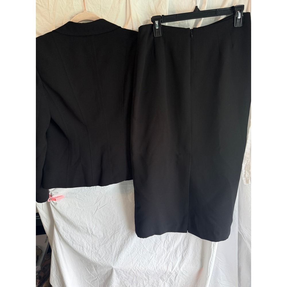 Jones Wear Essentials Black Skirt Suit Set Blazer Pencil Skirt Size 8 - Picture 11 of 11